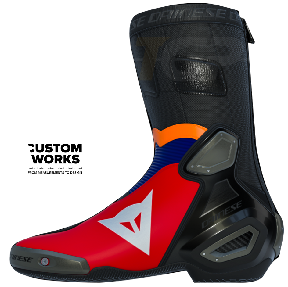 Botas de motociclismo para carretera y racing Dainese Axial 2 Racing y Luca Marini Replica 2026 | Hombre | Lava Rojo / Azul Eléctrico / Naranja Flúor / Blanco | Custom Works 