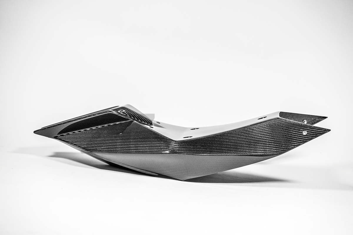 Carénage trasero 200g AP Carbon Line Aprilia RSV4/RR/1100 Factory (21-25) 