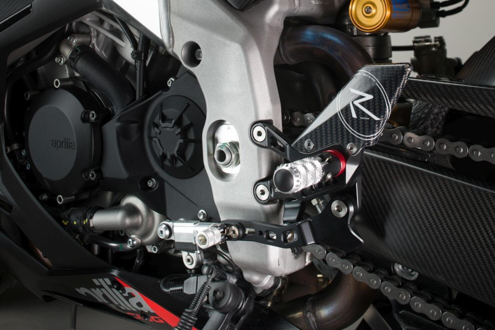 Sistema de frenos R LighTech Aprilia RSV4/RF/RR/1100 Factory (17-25) FTRAP005R 