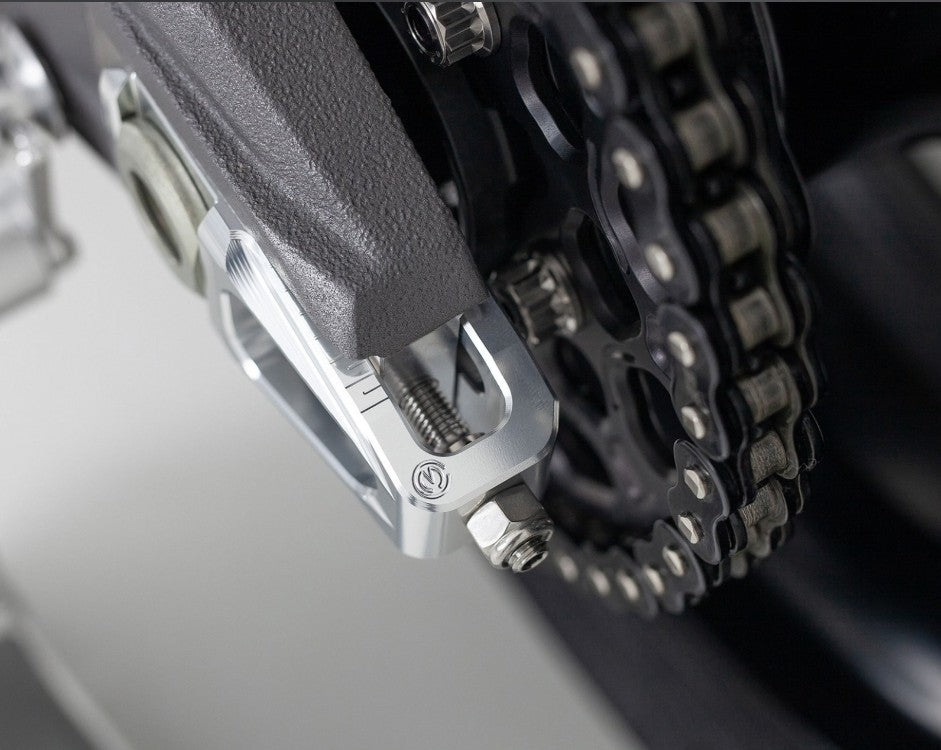 Kit de tensores de cadena con soporte de pinza de freno y Brembo P2-30 69.5 mm XA6H530 Motocorse Ducati Panigale V4/S (2025) 