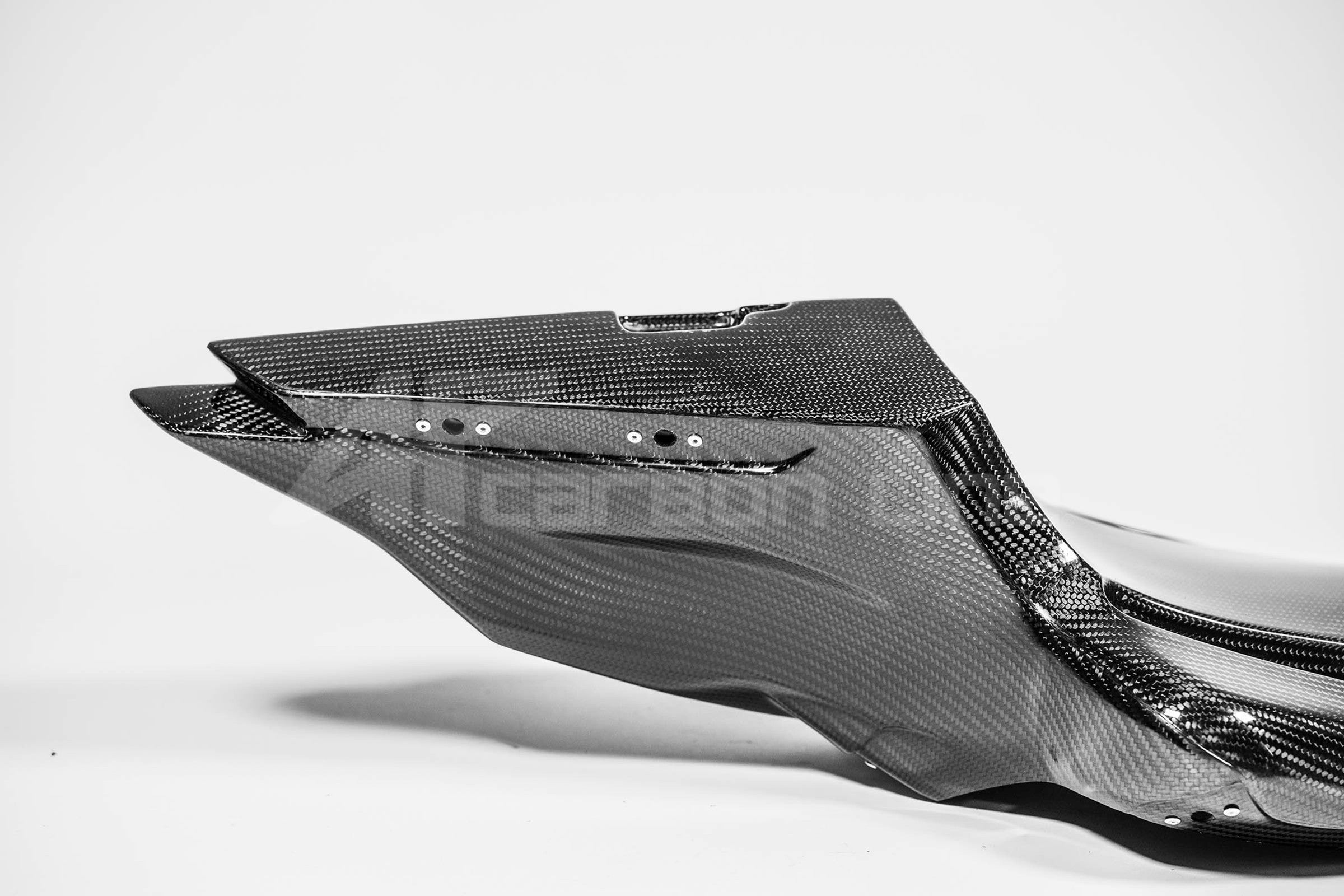 Carénage trasero 200g AP Carbon Line Yamaha YZF-R1/M RN65 (20-25) 