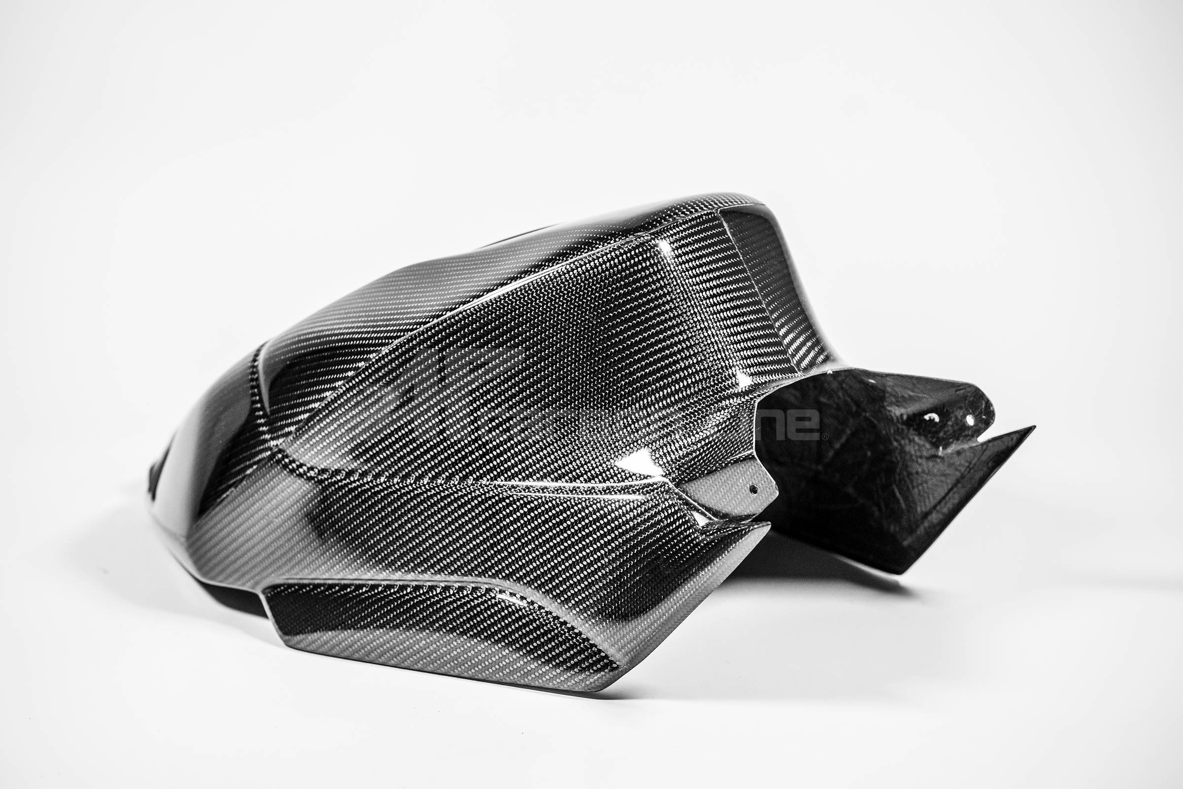 Cubierta de tanque SBK 200g AP Carbon Line Honda CBR 1000 RR-R SC82 (20-23) 