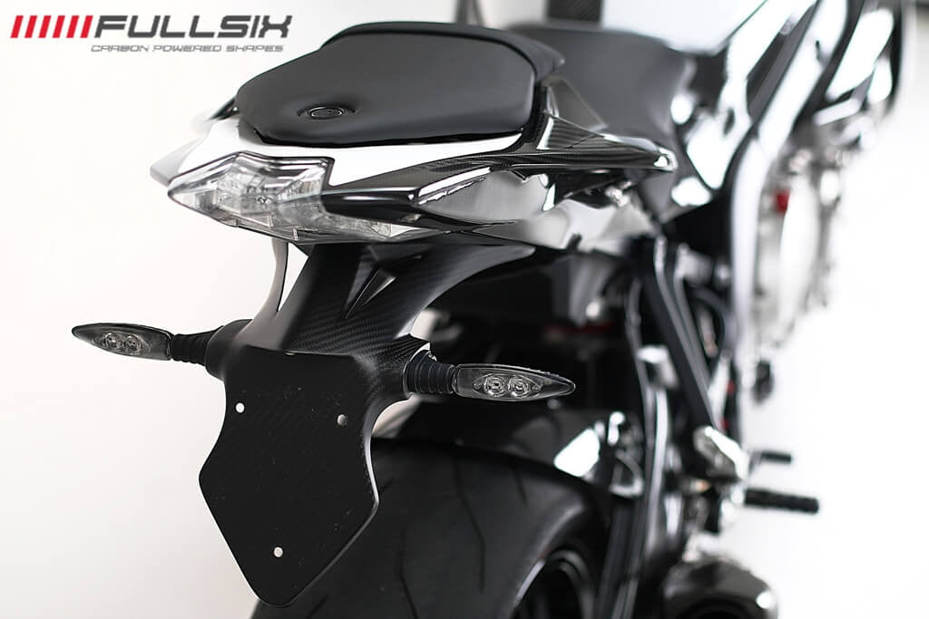Cubierta superior trasera de carbono Fullsix BMW S1000RR K46 (15-18) 