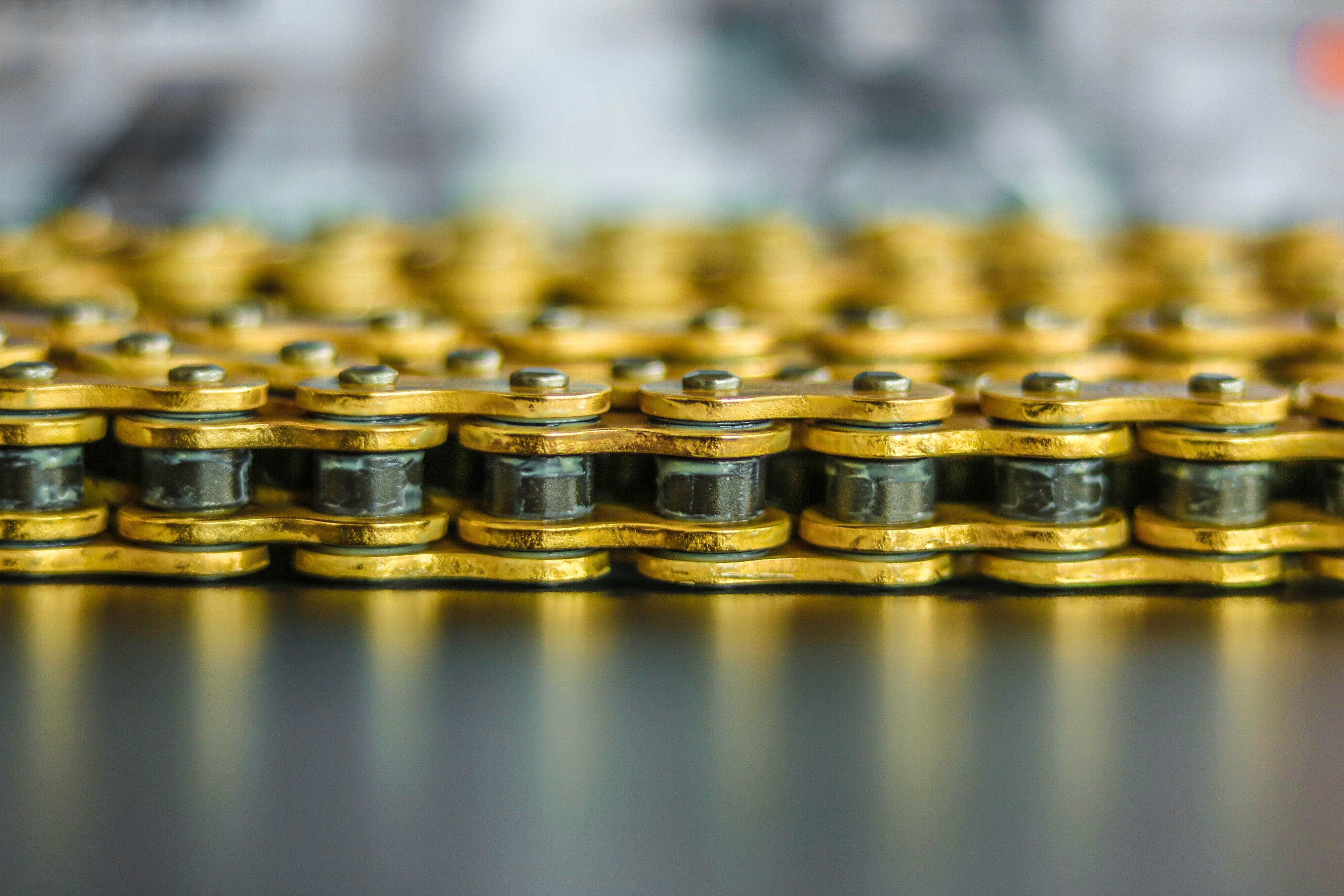 Cadena D.I.D 520ZVM-X X-Ring 520 G&G abierta con eslabón de remache – 100 a 132 eslabones 