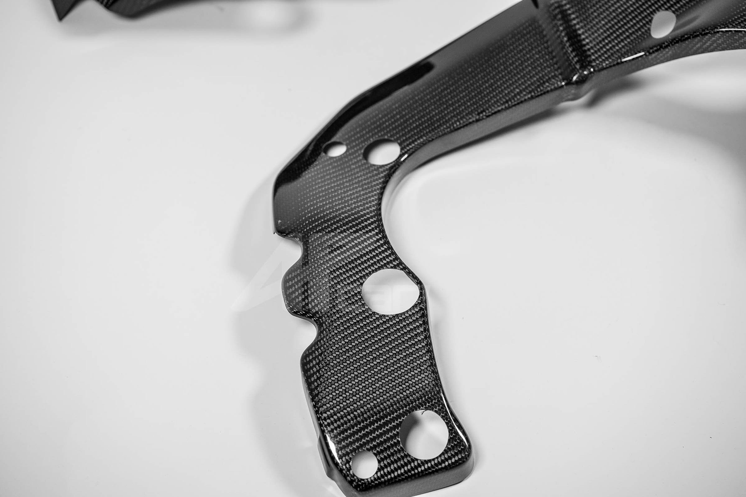 Cubiertas de marco 200g AP Carbon Line Honda CBR 1000 RR-R SC82 (20-25) 